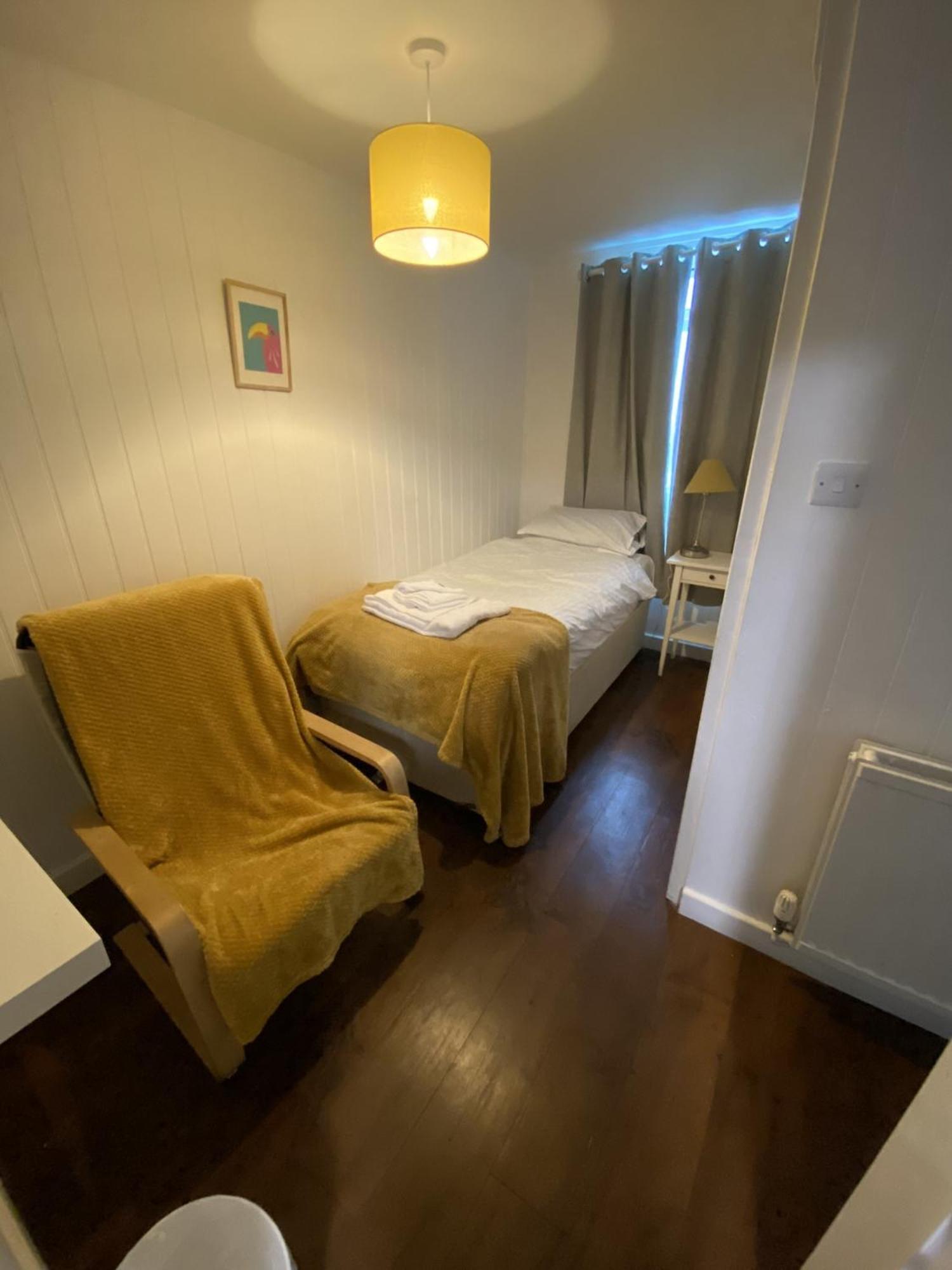Wheatsheaf Hotel Newport  Pokój zdjęcie